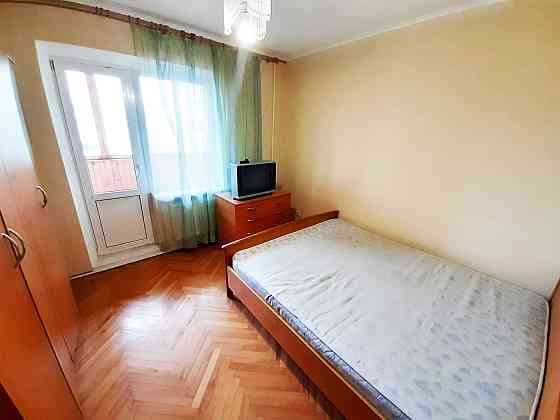 Аренда тёплой 2к квартиры 65м2 возле метро Харьковская, Ревуцкого 42 Київ