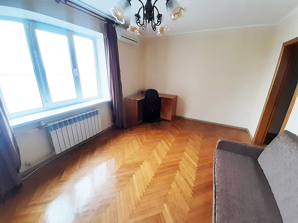 Аренда тёплой 2к квартиры 65м2 возле метро Харьковская, Ревуцкого 42 Київ - зображення 6