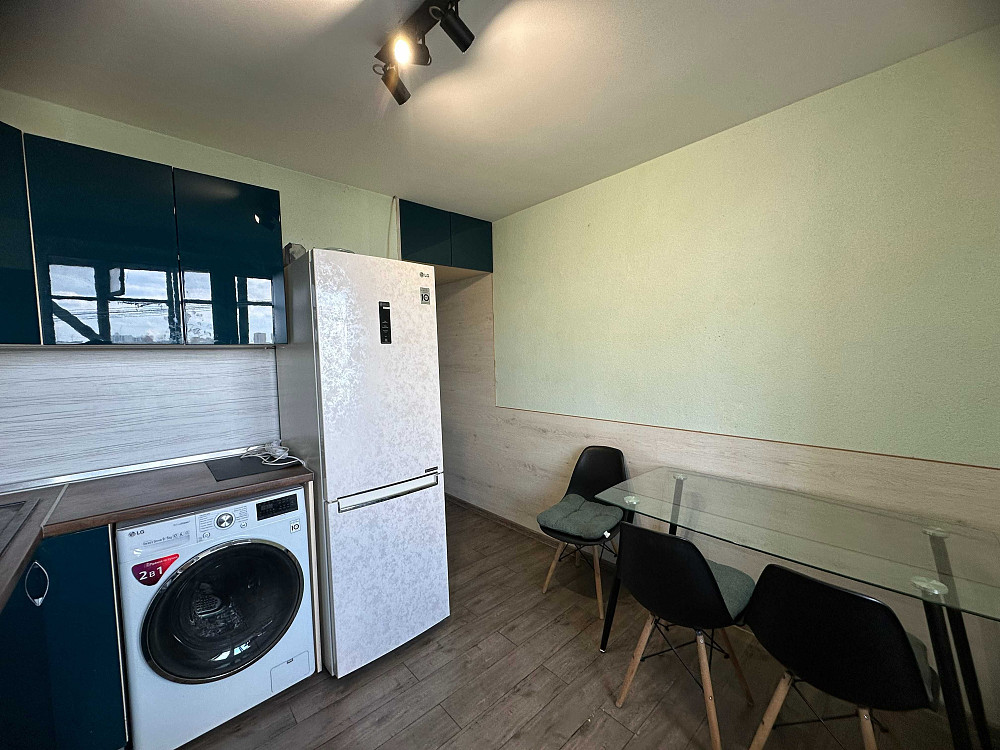 Продаж квартири з ремонтом, вул. Малишка, 37. До метро 3 хвилини пішки Київ - зображення 2