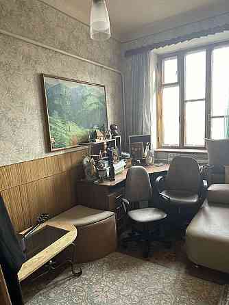 Продається 2-ох кімнатна квартира з автономним опаленням в центрі! Умань