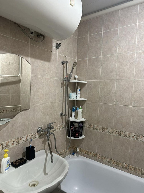 Продається 2-ох кімнатна квартира з автономним опаленням в центрі! Умань - зображення 6