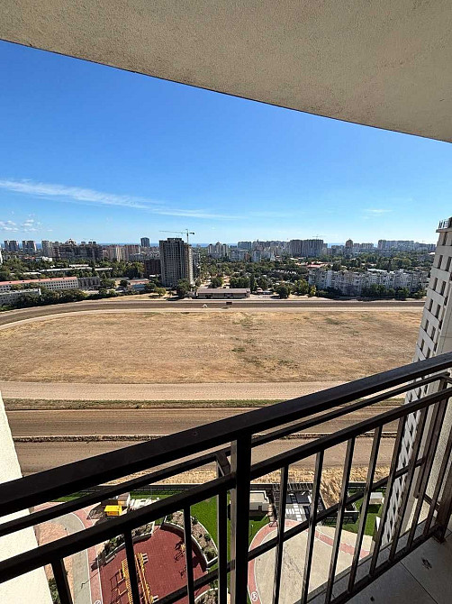 Квартира в КадорСіті. Зданий ЖК. Південно-західна, середній поверх Одесса - изображение 4