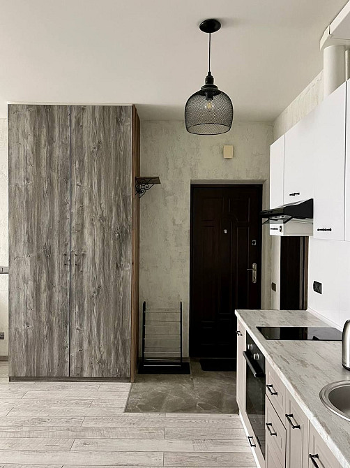 Оренда . Кухня вітальня + спальня . Солом'янська 20 Київ - зображення 8