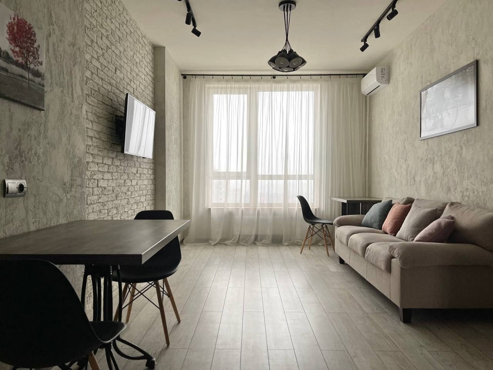 Оренда . Кухня вітальня + спальня . Солом'янська 20 Київ - зображення 2