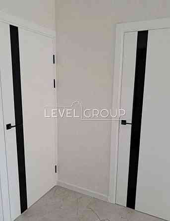 Оренда квартири в ЖК Файна Таун з двома кімнатами і вітальнею-кухнею Київ