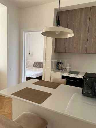 Оренда ЖК Ярославів Град Золоті ворота , історичний центр  1к квартира Київ