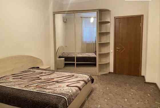 Сдам 2 х квартиру в Центре пр Яворницкого парк Глобы Днепр