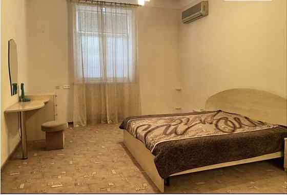 Сдам 2 х квартиру в Центре пр Яворницкого парк Глобы Днепр