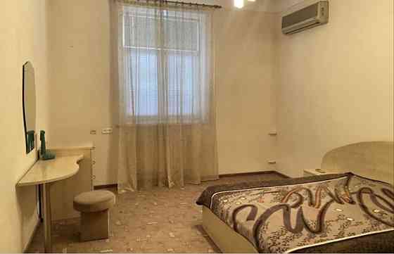 Сдам 2 х квартиру в Центре пр Яворницкого парк Глобы Днепр