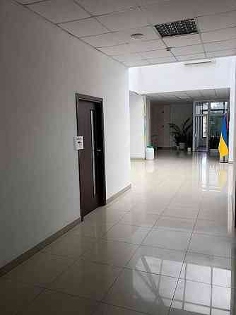 Оренда просторого комерційного приміщення під офіс, центр Івано-Франківськ