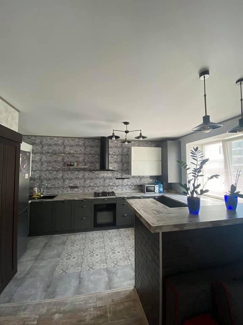 Оренда 3 кім. квартири, вул. Національної Гвардії. Парк. Центр. Ивано-Франковск - изображение 1