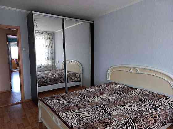 сдам  семье  3к квартиру на 3 массиве Победы Днепр