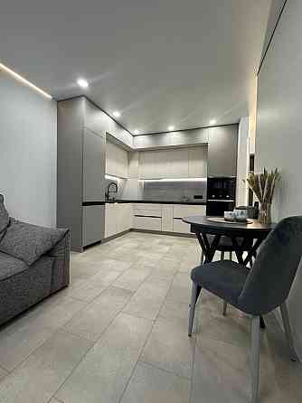 Оренда квартири Варшавський 3, з ремонтом, вул. Всеволода 34/21 Київ