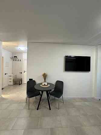 Оренда квартири Варшавський 3, з ремонтом, вул. Всеволода 34/21 Київ