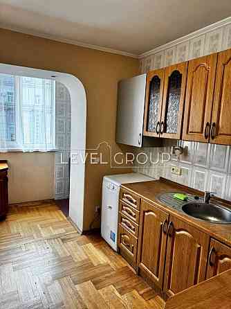 Оренда ЦЕНТР  3к квартири вул. Тарасівська 20 М. Площа Укр Героїв Київ