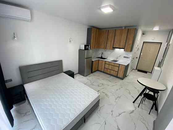 Каменська 127 Сдам шикарну 1но кімнатну студію метро "Вирлиця" Київ