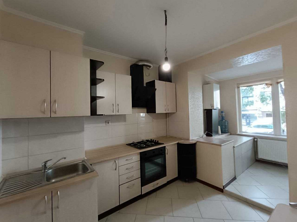 ОРЕНДА 3-к.квартири в самому центрі Івано-Франківська вул. Мазепи,38 Івано-Франківськ - зображення 1