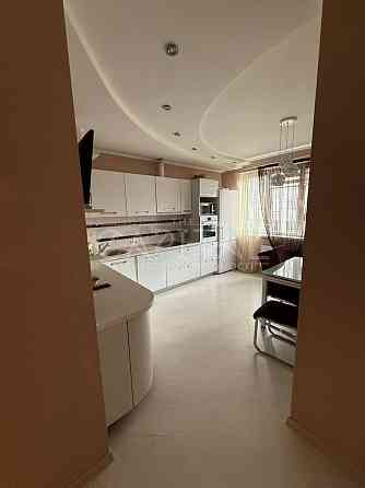 Пропонується в оренду 2-кімнатна квартира з дизайнерським ремонтом Київ