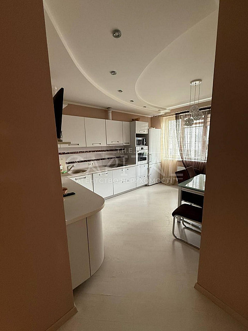 Пропонується в оренду 2-кімнатна квартира з дизайнерським ремонтом Київ - зображення 2