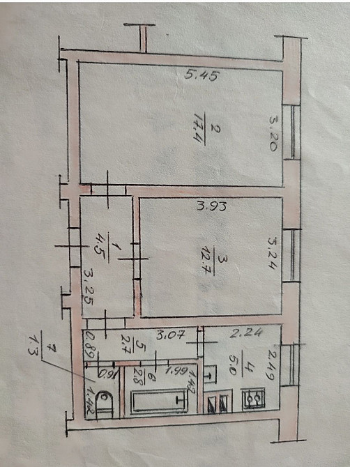 Двокімнатна квартира з індивідуальними опаленням Нововолинськ - зображення 1