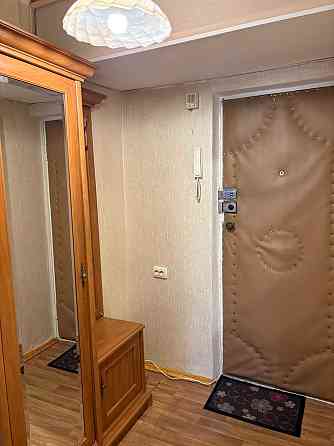 Затишна квартира: тепло, новий ліфт, готова до заселення Київ