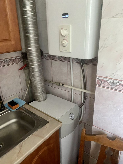 Продається 2 кімнатна в Центрі з автономним опаленням Житомир - зображення 4