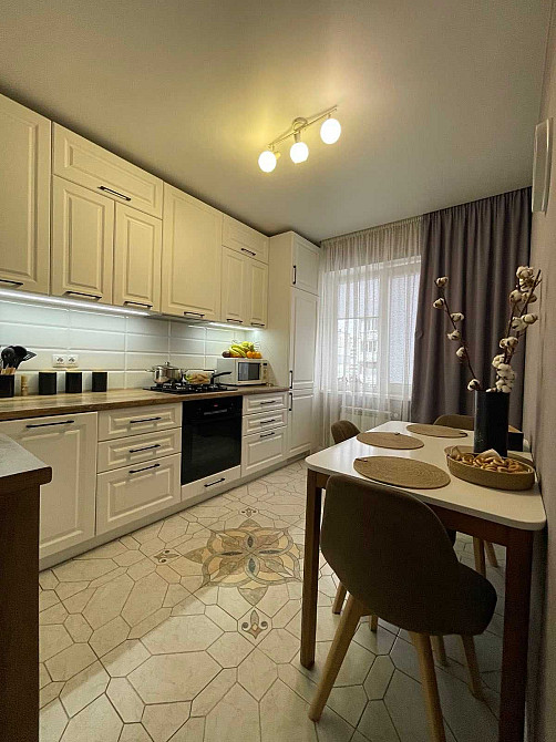 Продается 3-х, комнатная квартира в Обухове Обухів - зображення 1