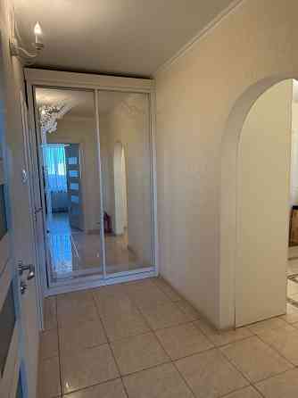 2К квартира просп. Науки, 60, інвертор, 10 хв до метро Київ