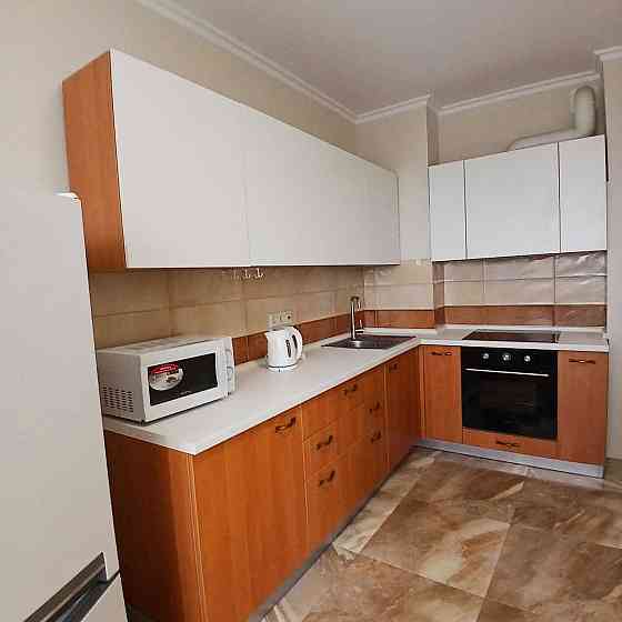 Квартира в ЖК Авангард, метро Виставковий центр, генератор, паркінг Київ