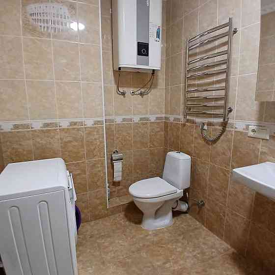 Квартира в ЖК Авангард, метро Виставковий центр, генератор, паркінг Київ