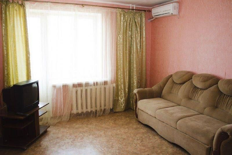 Сдам до лета недорого свою 1-но комнатную квартиру. Чорноморськ - зображення 1