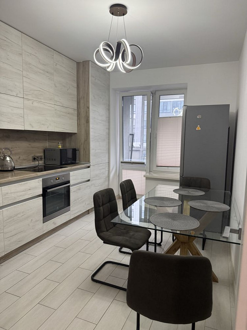 Оренда 1-кімн з паркомісцем ЖК «Світлий Хутір» 16500 грн є ГАРДЕРОБНА Луцк - изображение 1