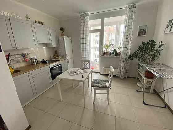 Без % продам 2-кім. кв. ул.Заболотного,15Б Київ