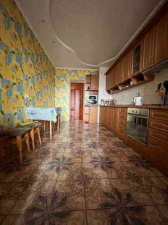 Продаж 3к квартира 108м2 Позняки Осокорки Ахматової Григоренка 24 Київ