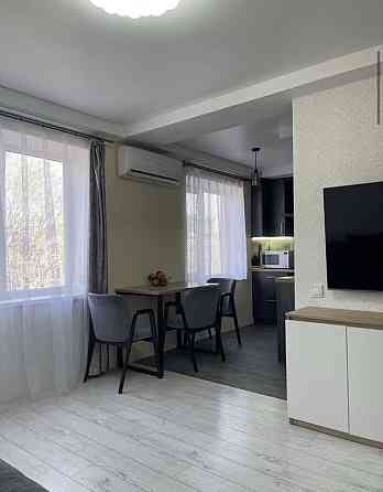 Продам 2-х комнатную квартиру в самом ЦЕНТРЕ города. Ж Кам`янське (Запорізька обл.)