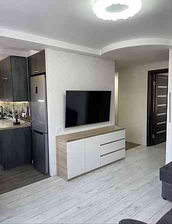 Продам 2-х комнатную квартиру в самом ЦЕНТРЕ города. Ж Кам`янське (Запорізька обл.)