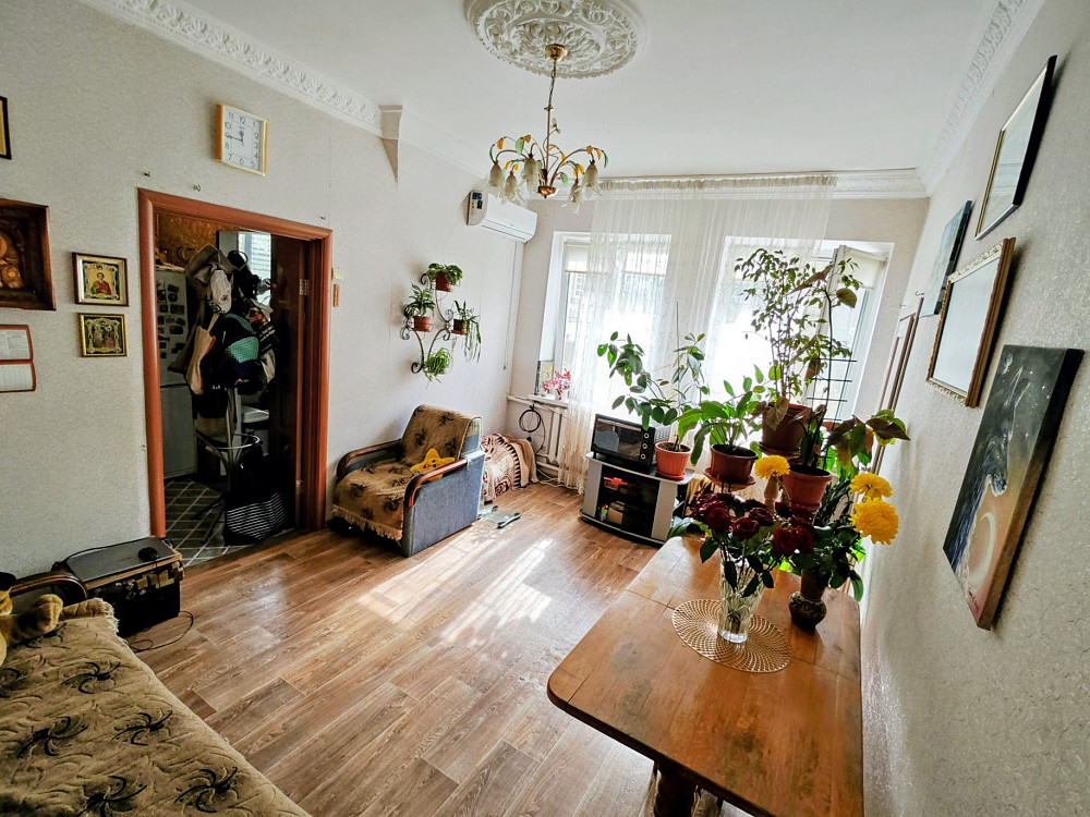 Продам охайну двокімнатну квартиру з автономкою плюс гараж Дніпро - зображення 1