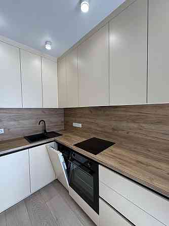 1к квартира з новим сучасним ремонтом! Є балкон, 7хв до Києва Ирпень