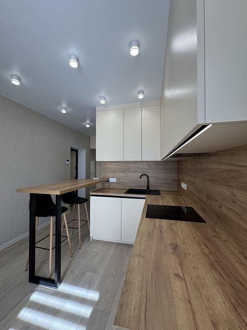 1к квартира з новим сучасним ремонтом! Є балкон, 7хв до Києва Ирпень - изображение 4