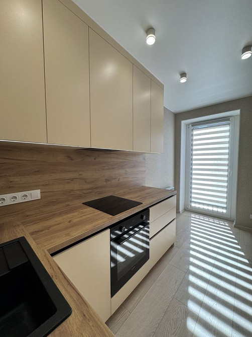 1к квартира з новим сучасним ремонтом! Є балкон, 7хв до Києва Ирпень - изображение 3