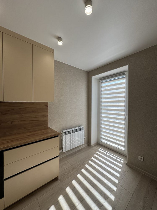 1к квартира з новим сучасним ремонтом! Є балкон, 7хв до Києва Ирпень - изображение 5