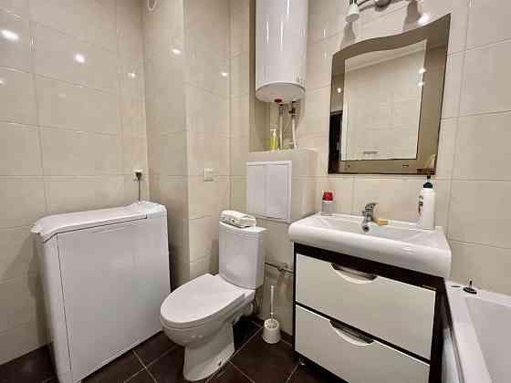 2 ком. квартира -56 метров с ремонтом и мебелью . Таирова Одесса