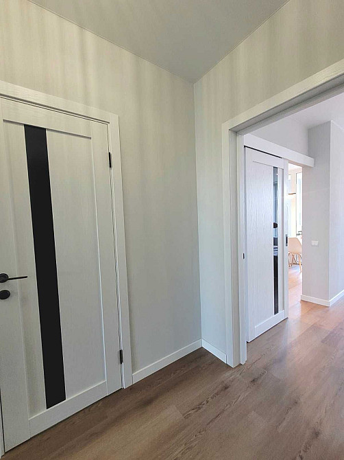 ЖК Варшавський вул. Всеволода Змієнка 21, поряд з ТЦ Ретровіль Київ - зображення 7