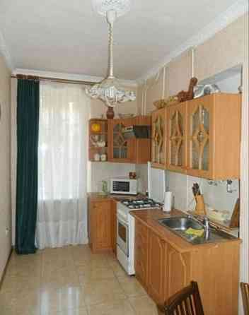 СДАМ 1 ком БОЛЬШАЯ квартира ЦЕНТР Ванная Палисадник Газ Еврейская 1 эт Одесса