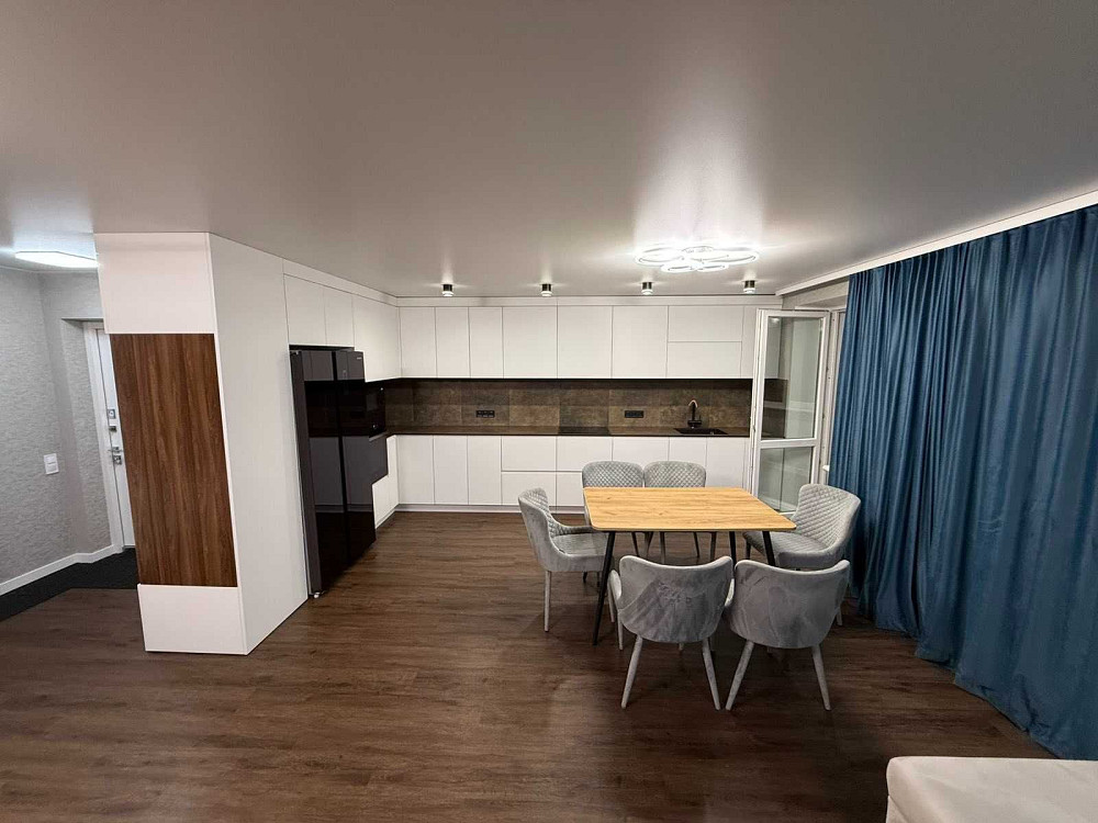 Оренда 3-кімнатної квартири (вул. Козацька 1/2). Від власника Черкаси - зображення 1