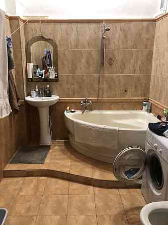 Небесної Сотні 16, гарний стан, укомплектована Полтава