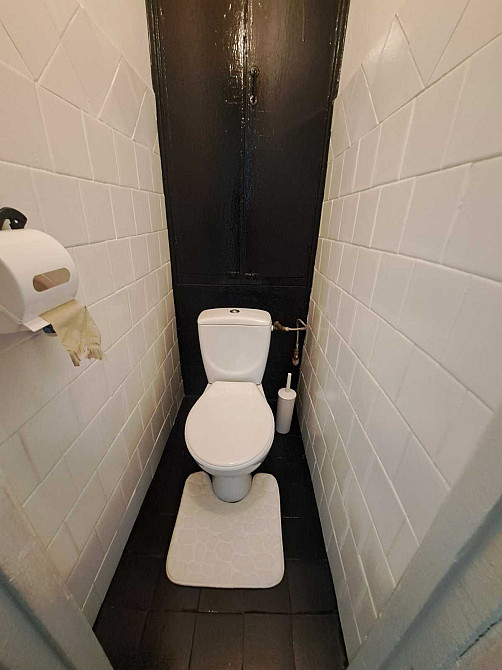 Простора двокімнатна в цегляному будинку по вулиці Єреваньська, 13/1 Київ - зображення 5