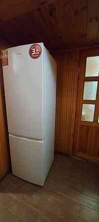 Оренда 2кімнатної квартири вул. Драгоманова 3"Б", метро Позняки Київ