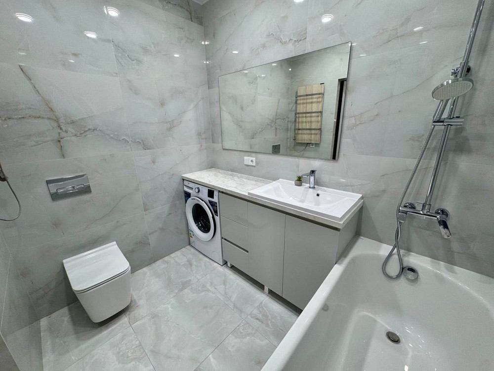 Продаж 1-кімнатної квартири в ЖК «На Щасливому». Дизайнерський ремонт. Ровно - изображение 5