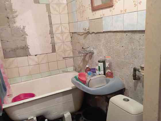 Продам 2 к. квартиру , 5/5, метро, 23000 Харьков